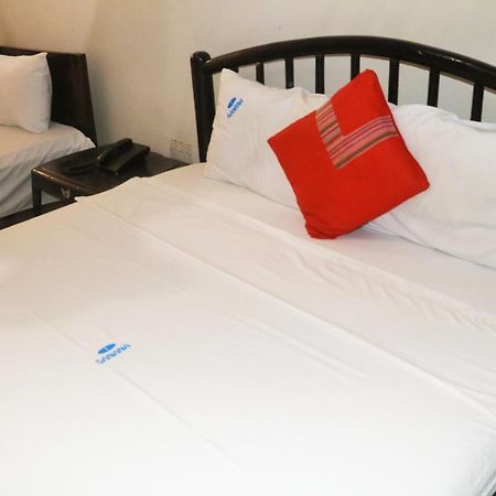 Sanana Conference Center And Holiday Resort Mombasa Esterno foto