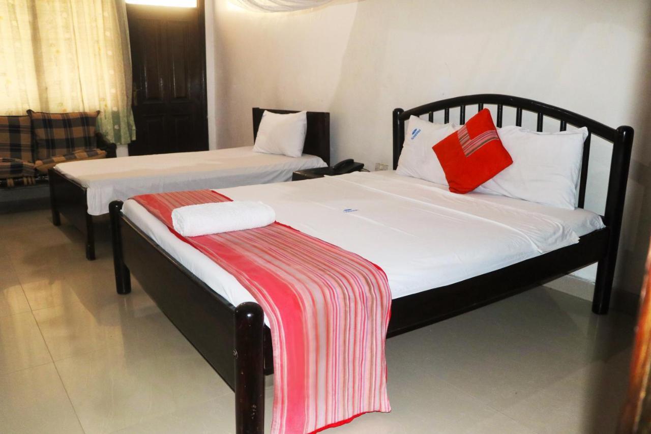 Sanana Conference Center And Holiday Resort Mombasa Esterno foto