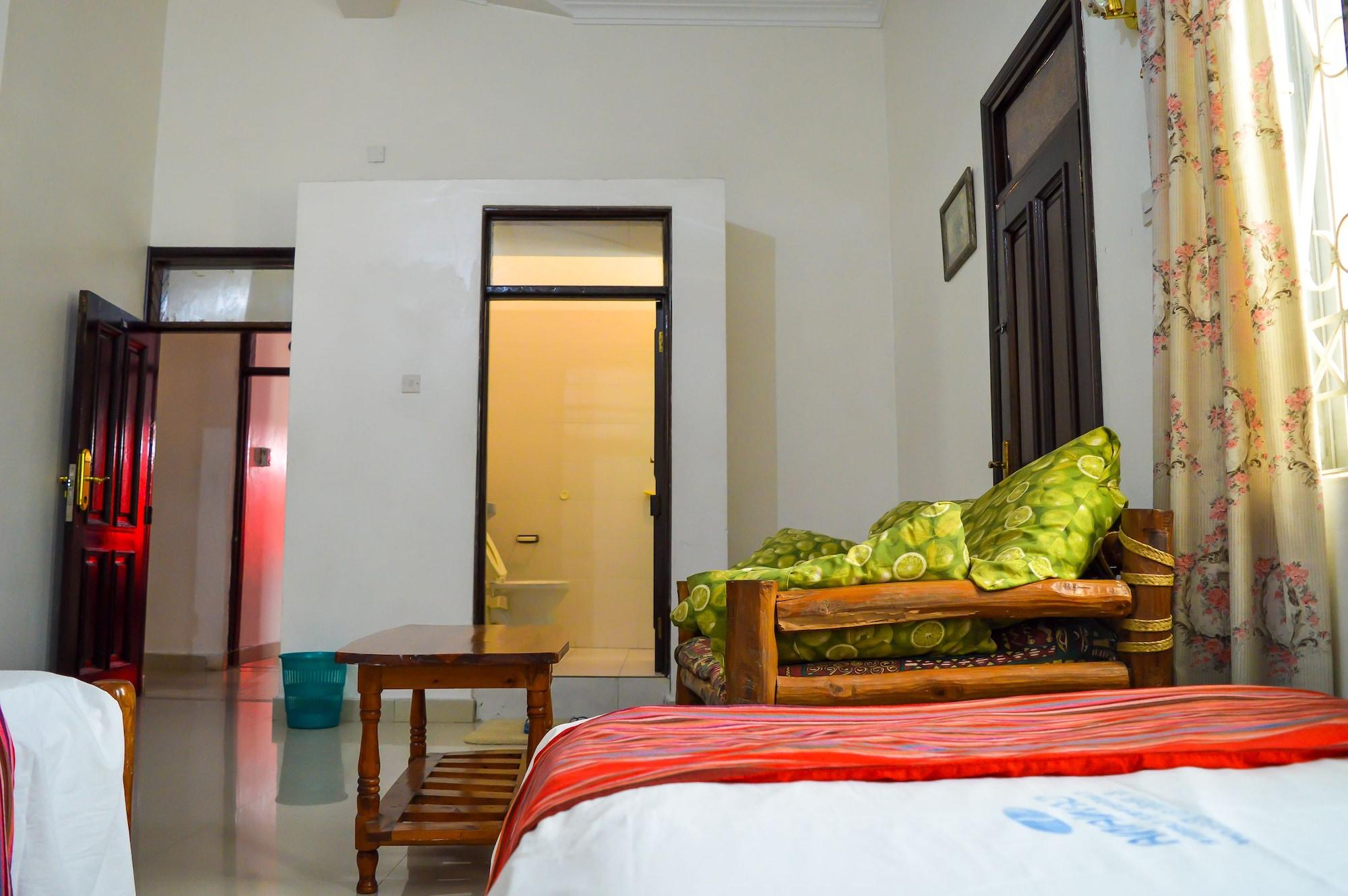 Sanana Conference Center And Holiday Resort Mombasa Esterno foto