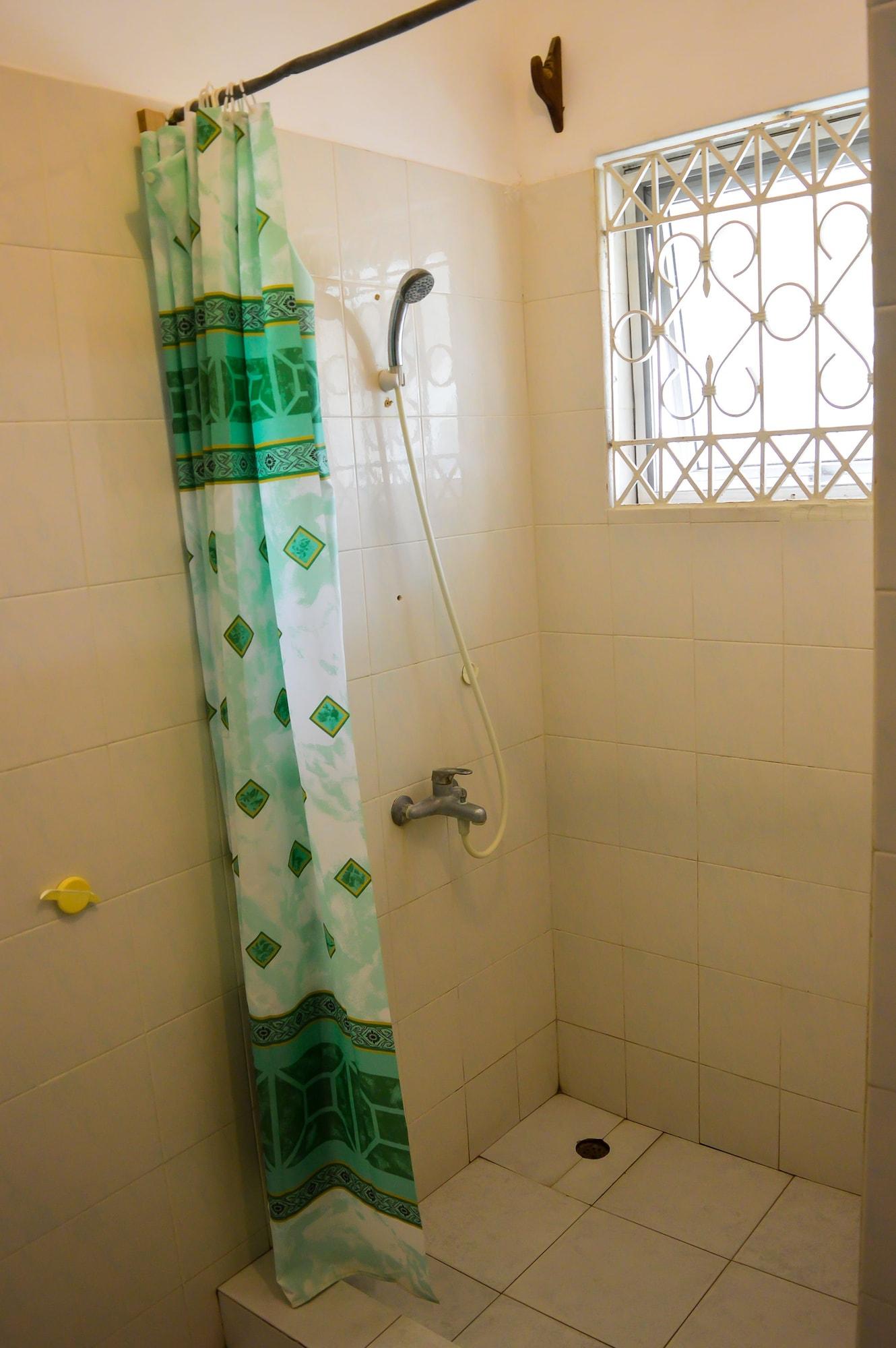Sanana Conference Center And Holiday Resort Mombasa Esterno foto